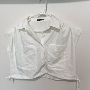 White crop top.